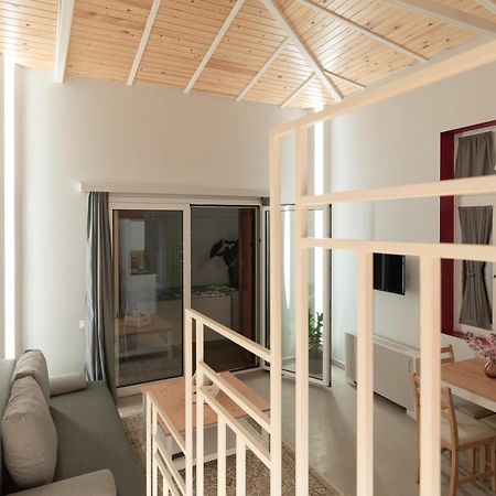 Ether Loft Suites Atene Esterno foto