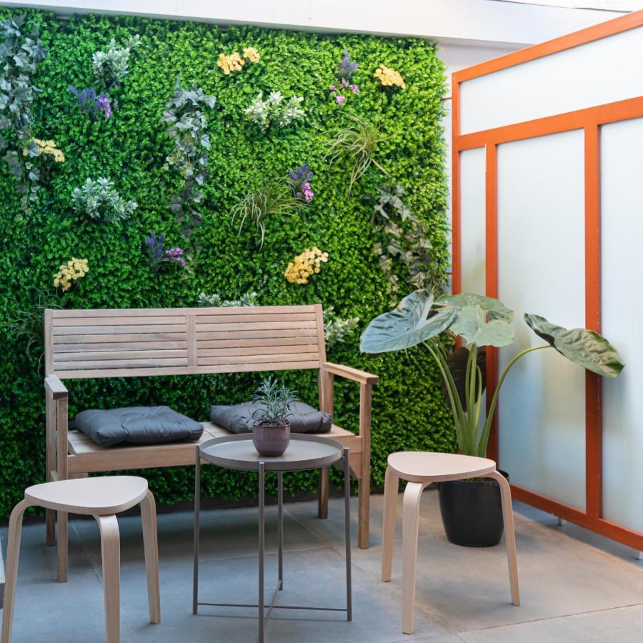 Ether Loft Suites Atene Esterno foto