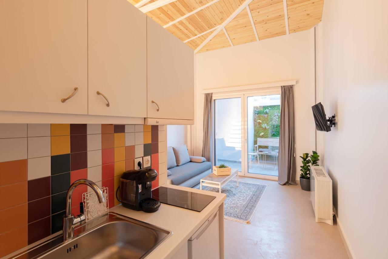 Ether Loft Suites Atene Esterno foto