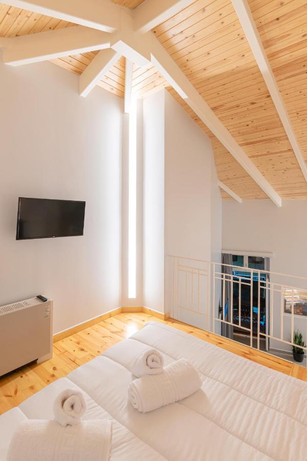 Ether Loft Suites Atene Esterno foto