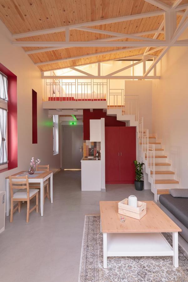 Ether Loft Suites Atene Esterno foto