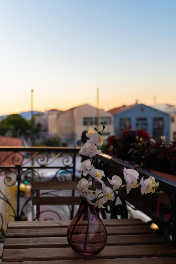 Ether Loft Suites Atene Esterno foto