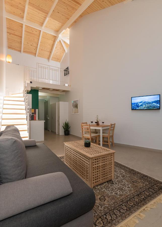 Ether Loft Suites Atene Esterno foto